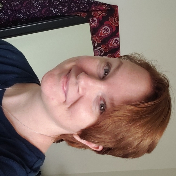 Meet your Posher, Kerri - Picture 3 of 3